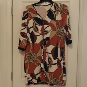 - -Lola & Liza vintage/ retro/ hippie vibe large floral print mini dress